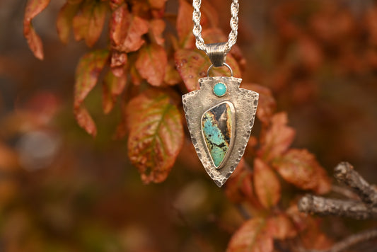 Blackjack Turquoise | Unisex Arrowhead Pendant